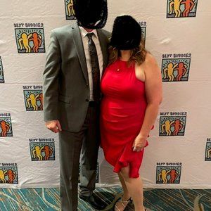 Sz 18 Badgley Mischka Red evening gown